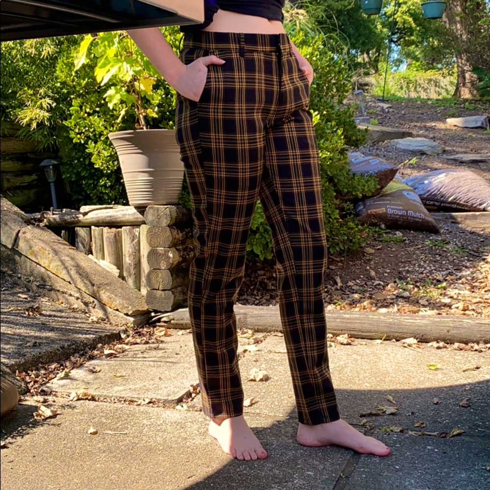 FOREVER 21 Men’s Plaid Pants